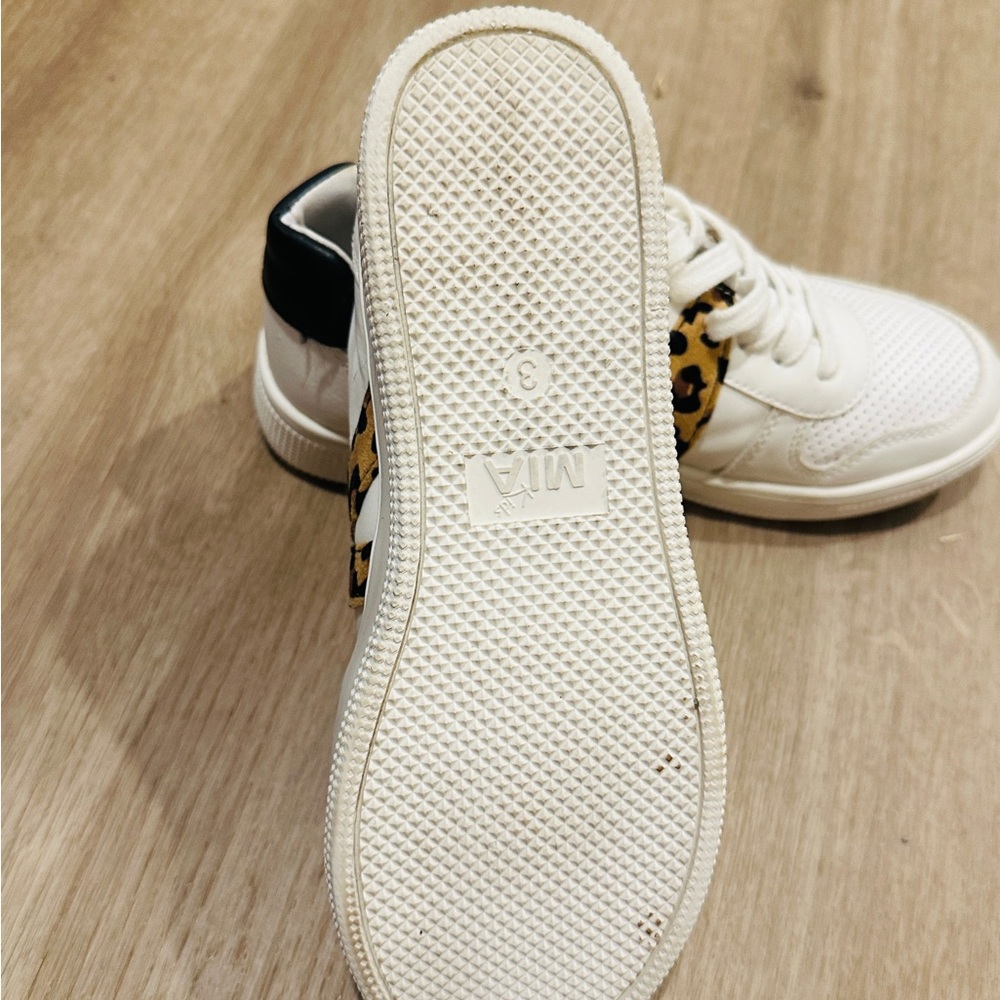 White Sneakers with Leopard Print Accent - Picture 6 of 6